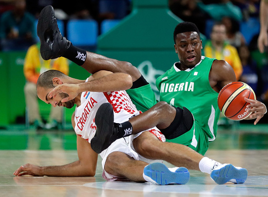 开云体育入口-诺维奇中锋连续空砍，球队已连续三轮不败！的简单介绍