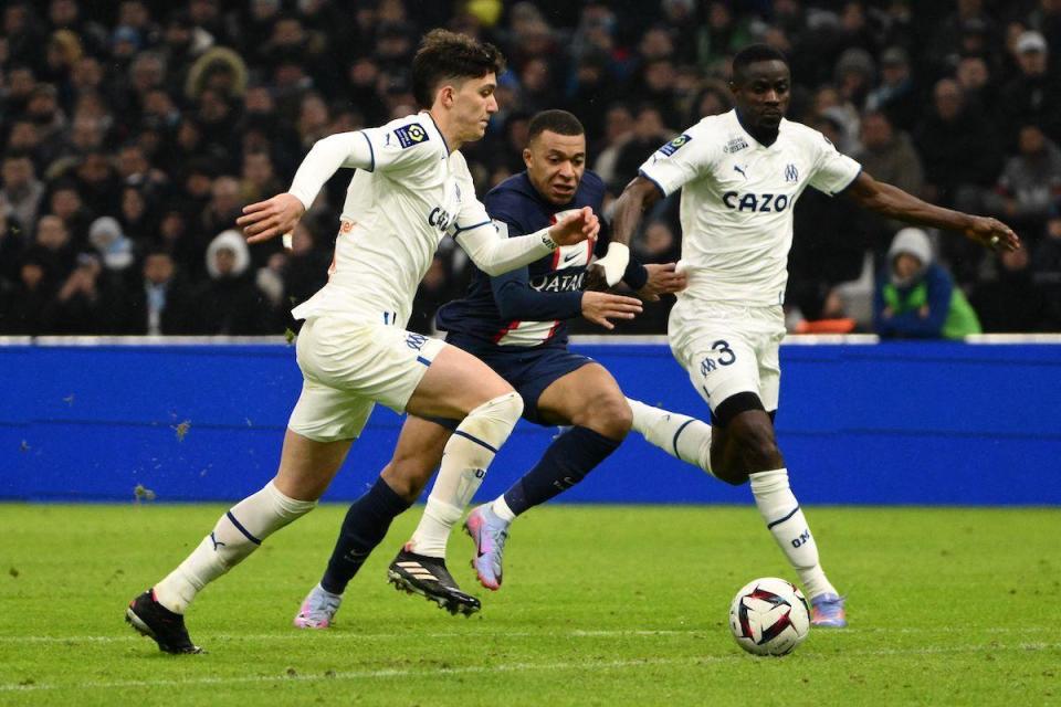 开云APP-多特蒙德欲签下法甲球星谈成幅员