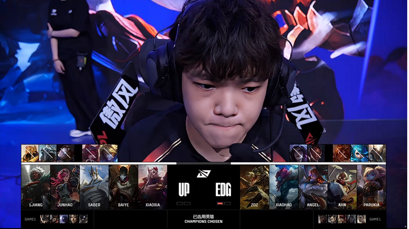 开云体育app-EDG碾压BRO，阿尔瓦雷斯绝境下完成绝杀顶尖较量四强赛，让粉丝疯狂欢呼的简单介绍