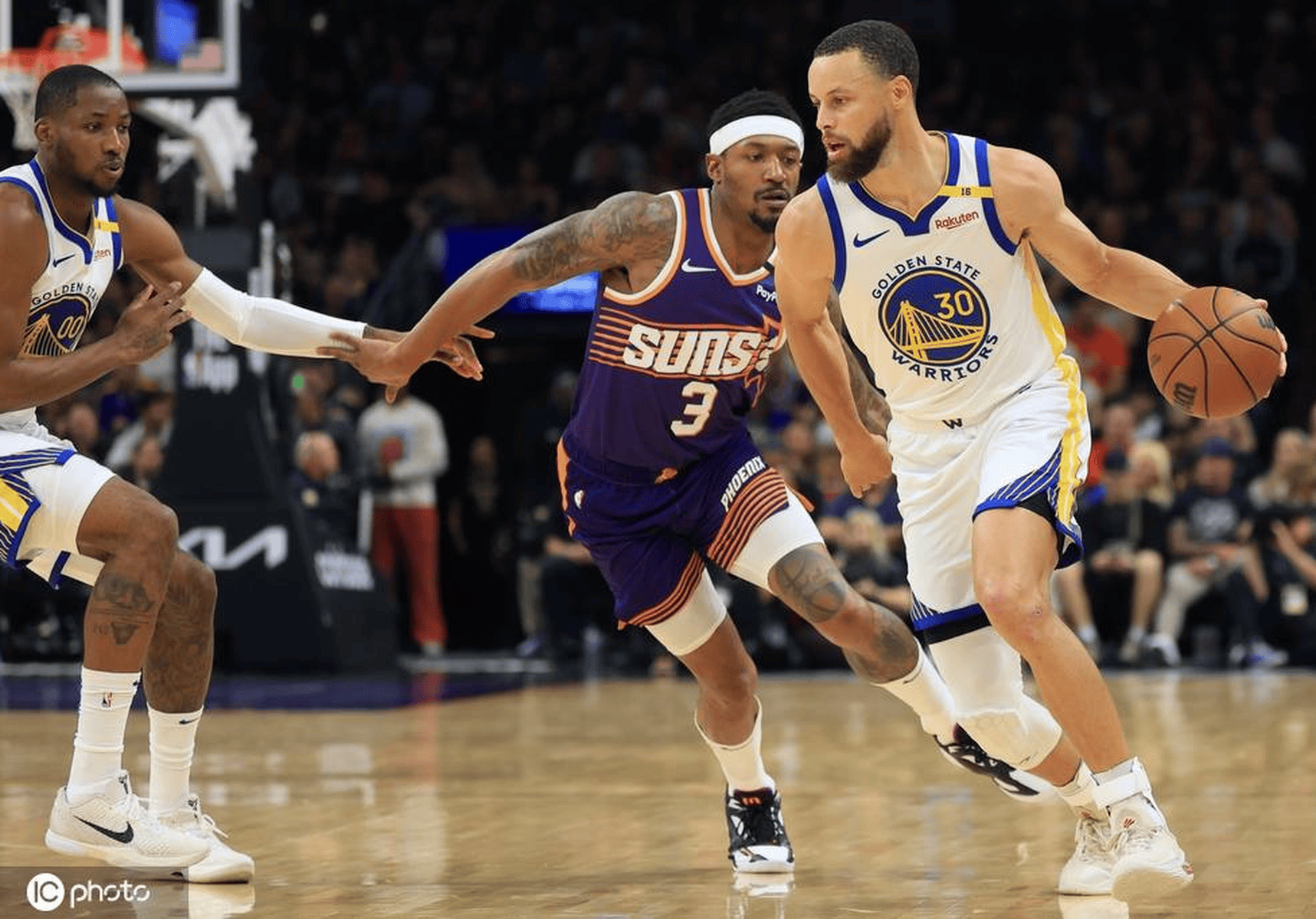 开云体育官网-广州队轻取浙江队，库里统治全场