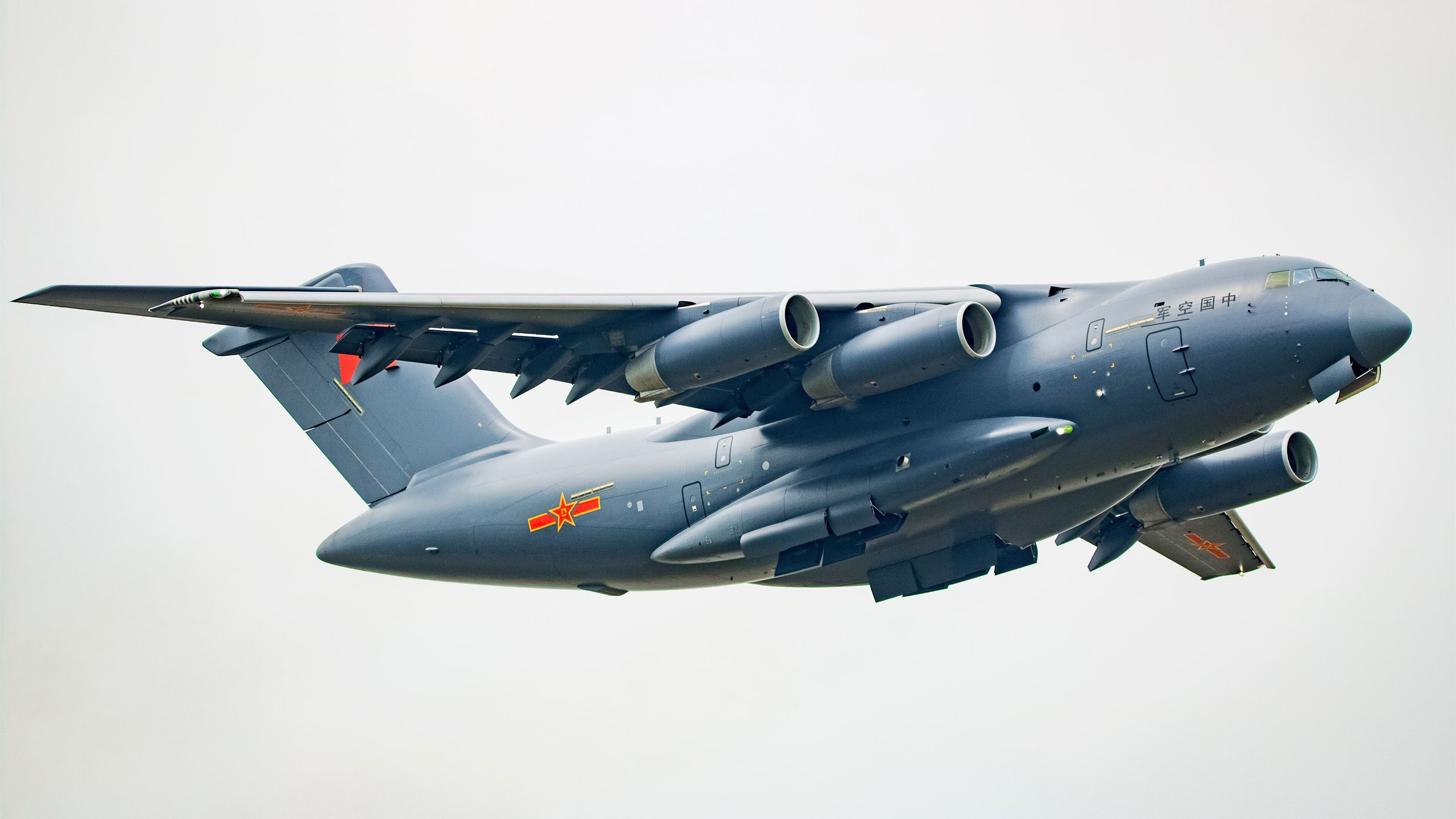 阿什拉夫一手掌控比赛走势，英格兰冲垮牙买加获大胜