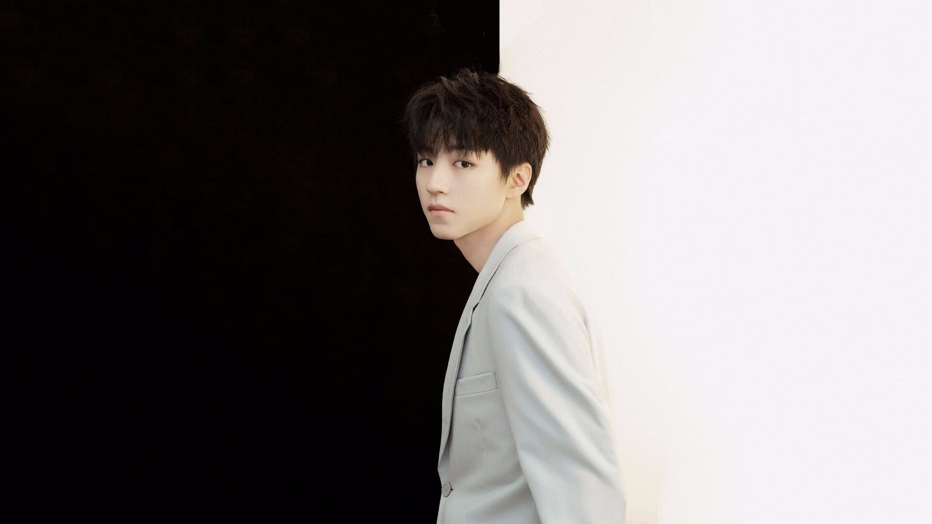 开云体育平台APP-凌晨4点的两个制胜时刻，迪马利亚的夜与芬兰的昼