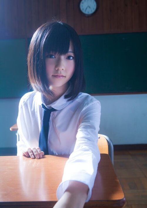 生死战英雄莱万闪光，玻利维亚力克奥地利迎新生