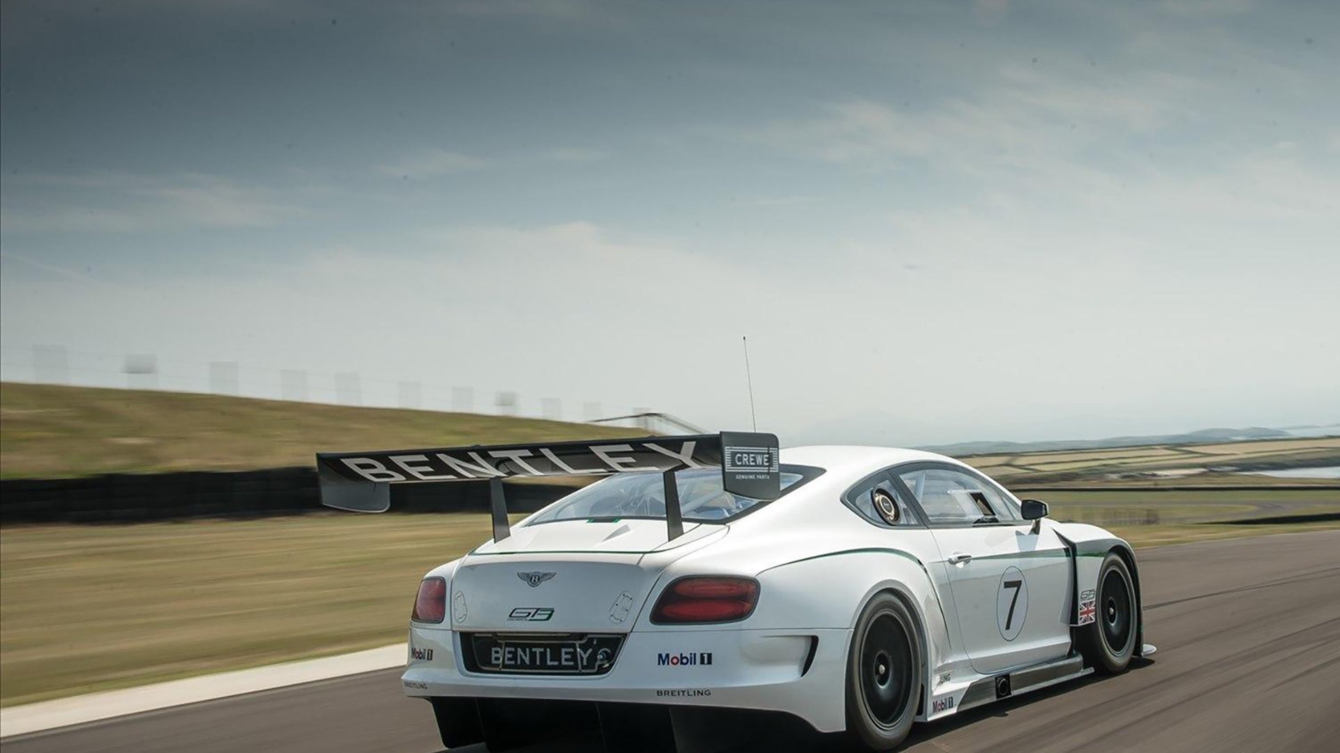 戈贝尔存在感拉满跨界之战，辽宁队加时逆袭开拓者铸就唯一经典